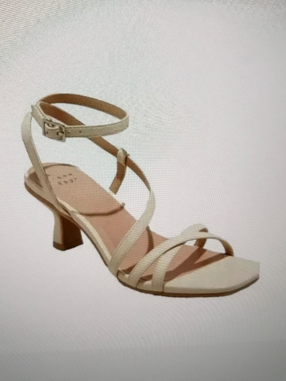 A NEW DAY Irena Strappy Kitten Heel Sandals Heels Cream Women’s Size 6.5 NWT